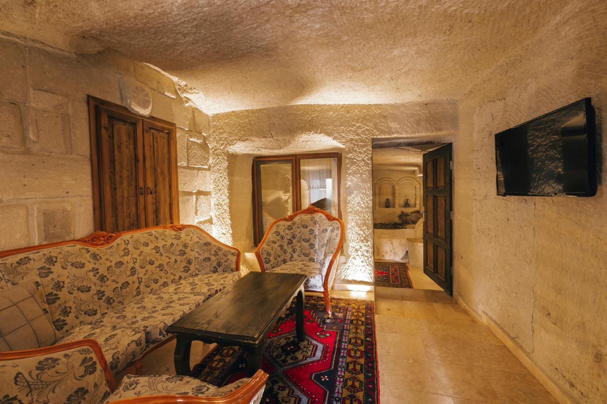 Kayatas Cave Suites Goreme Exterior photo